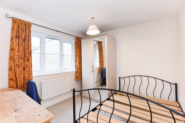 8, Acland Close, Oxford photo 5