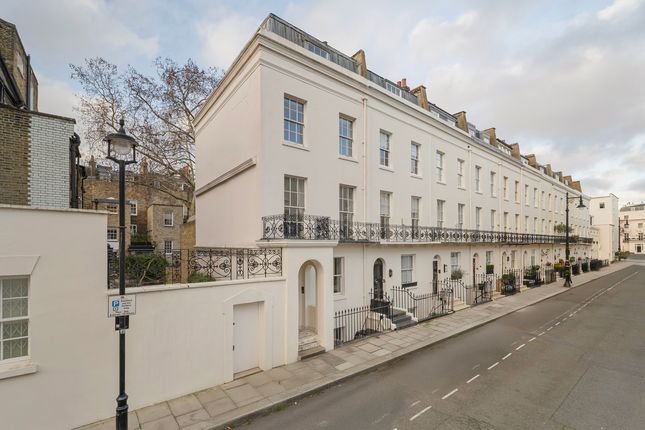24, 24 Gerald Road, London photo 2