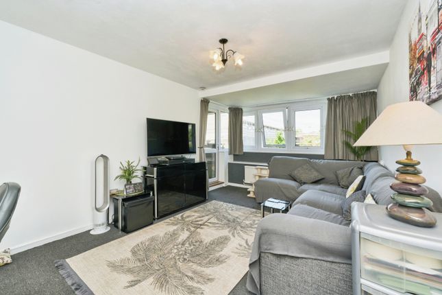 Flat for sale in Acklam Road, London