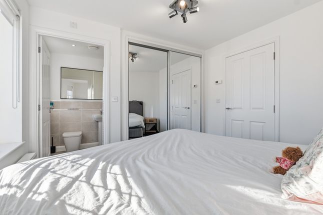 Kingston Grange Drive, Upper Lighthorne photo 3