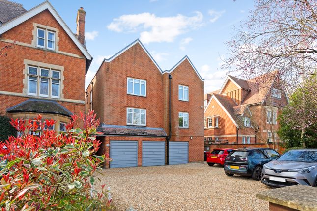 Flat for sale in Banbury Road, Oxford, Oxfordshire