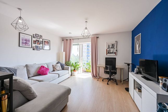 1-bed flat on 1 River Heights, £325,000