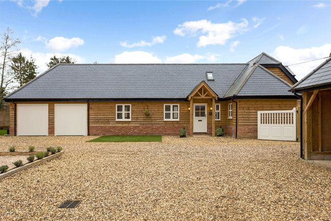 Bluebell Barn, Woodlands Court,, Ram Alley, Thatcham photo 2