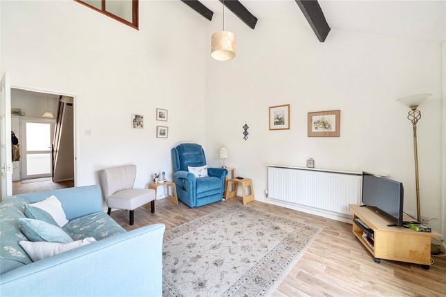 34, King Arthur Close, Cheltenham photo 4