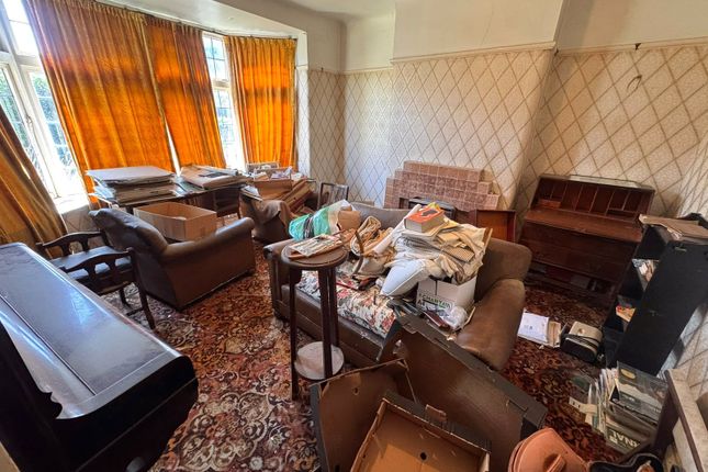 16, Sundial Road, Greater Manchester photo 2
