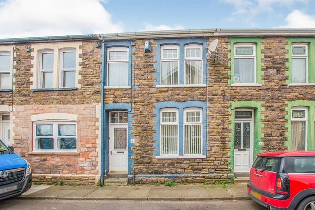 pic Griffithstown Primary zoopla