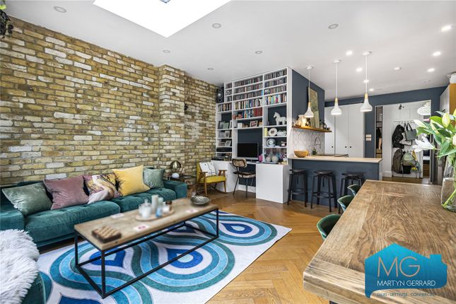 Terraced house for sale in Durham Road, East Finchley, London