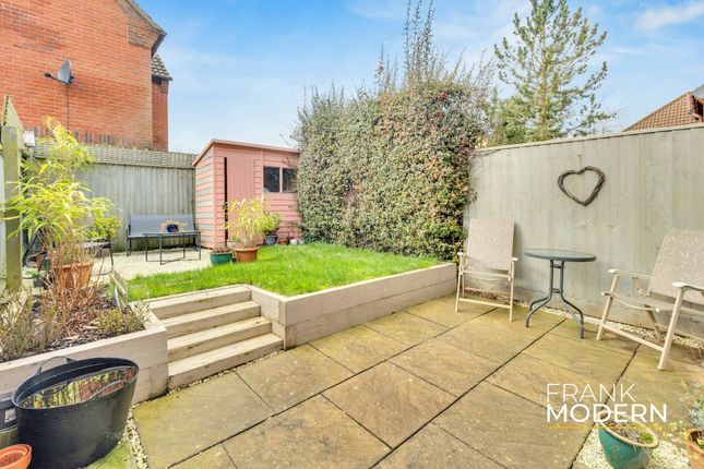 6 Clare Court, Peterborough photo 4