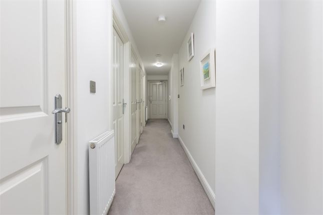 Flat for sale in Kershaw Drive, Lancaster