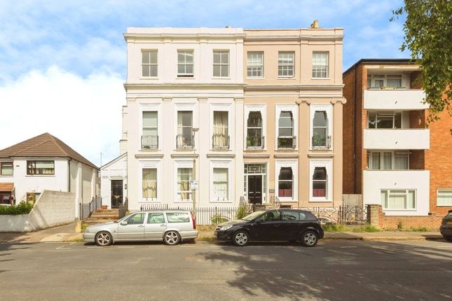 1-bed flat on Flat 4, 26, Priory Street, Gloucestershire, £90,000