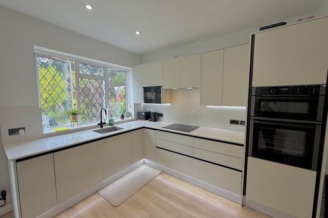 36, Parkside Way, Harrow photo 4