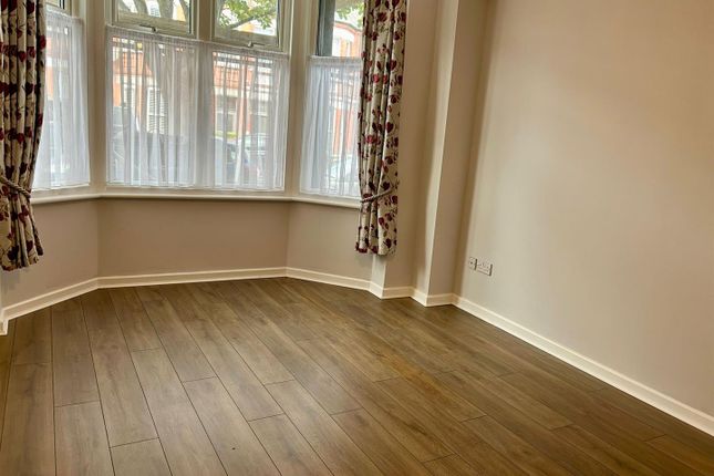 Flat 2, 77-79, Norfolk Road, Cliftonville photo 4