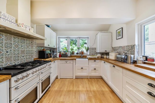 59, Foxley Lane, Purley photo 4