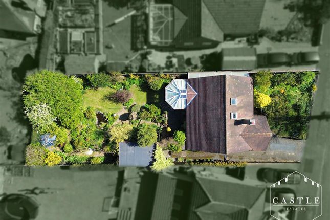 6, Denis Road, Burbage photo 4