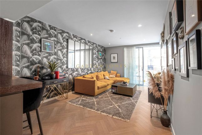 Thumbnail Flat for sale in Dawson House, 19 Circus Road West, London