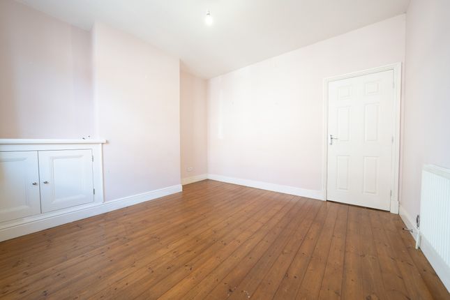 18 Minehead Street, Leicester photo 5
