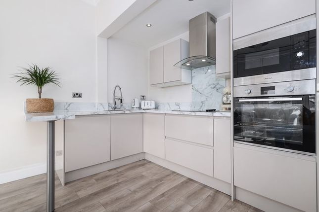 Flat for sale in Helena Place, Busby Road, Glasgow