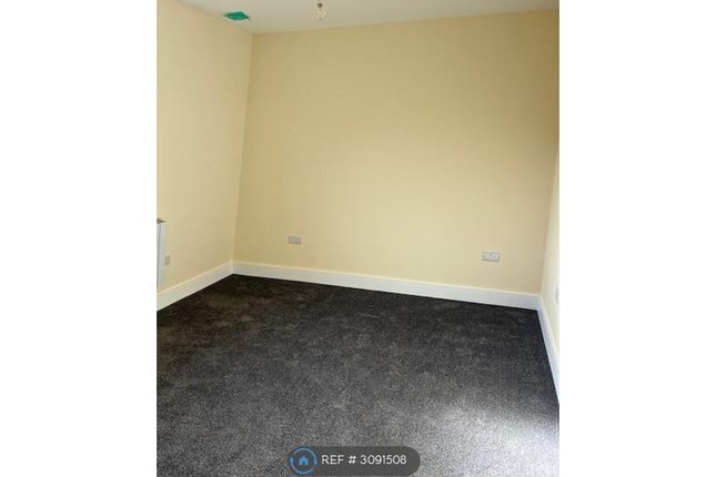 D Victoria Street, Gillingham Kent photo 5