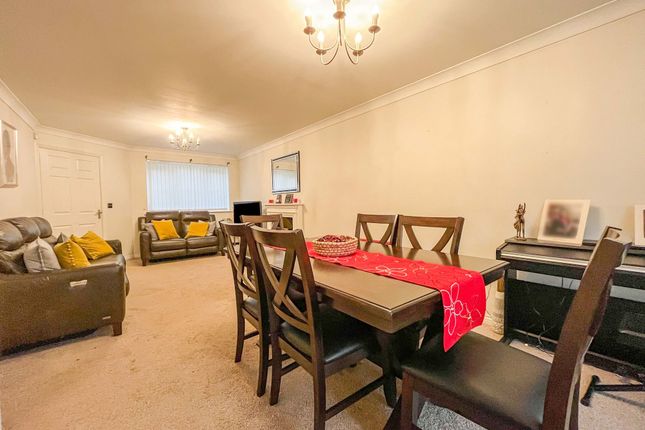 24, Kestrel Way, Haswell photo 4