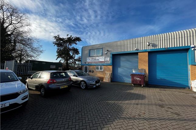 Light industrial to let in Unit 12, Eagle Centre Way, Luton, Bedfordshire