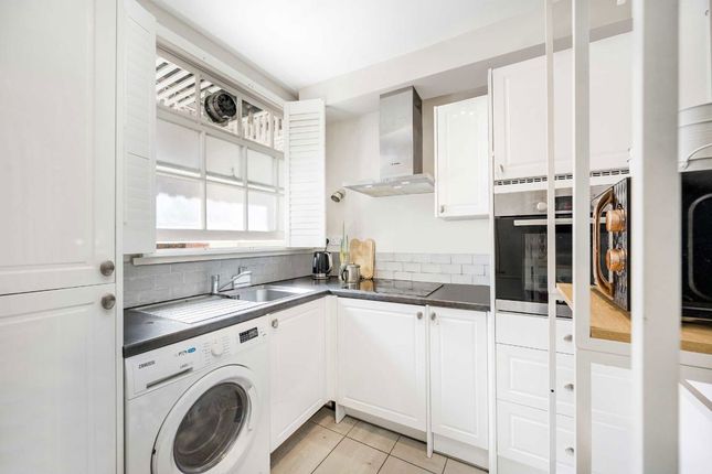 Flat 42, Seymour House, 58-60, Tavistock Place, London photo 4