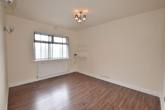 Thumbnail Flat to rent in Kingsway, East Didsbury, Didsbury, Manchester