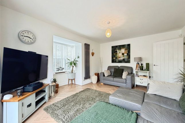 2, Verbena Drive, West Sussex photo 3