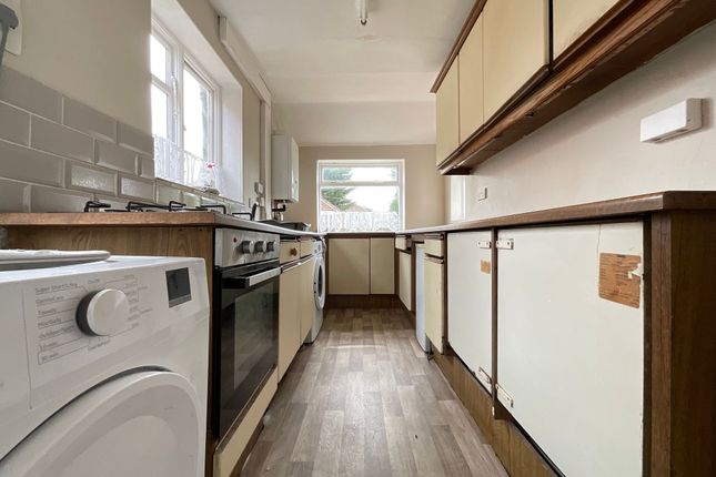 14 Greenstead Road, Scarborough photo 4