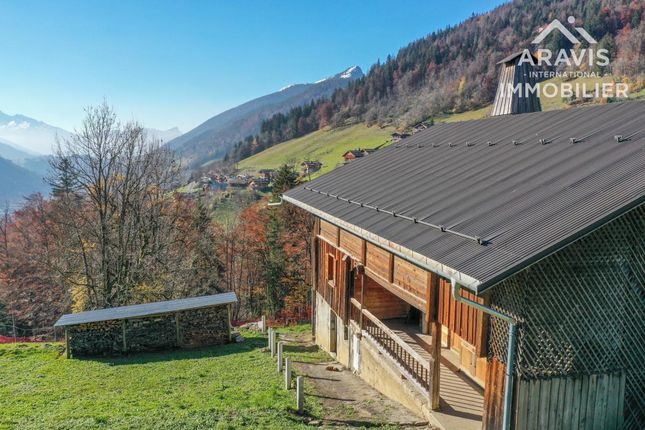 Farmhouse for sale in Rhône-Alpes, Haute-Savoie, Le Grand-Bornand