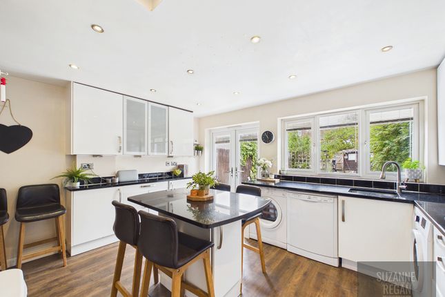 4 Mapleton Road, Coventry photo 4