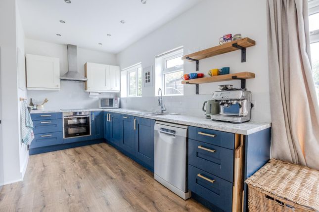33, Sydney Road, Leigh-On-Sea photo 4