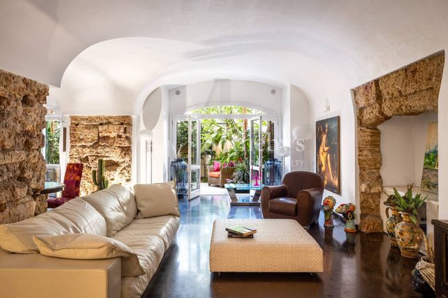 Duplex for sale in Via Del Celso, Palermo, Sicilia