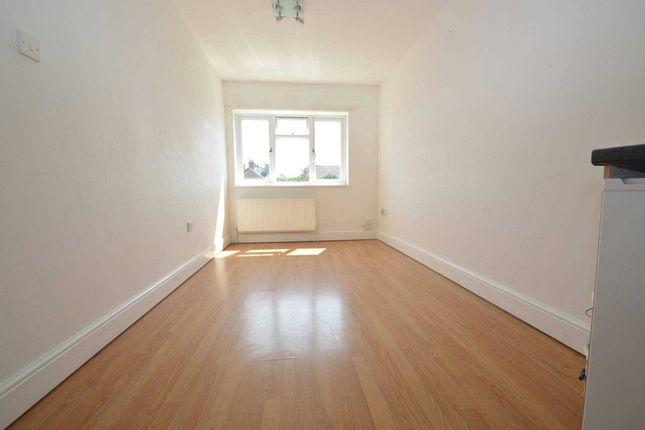Richmond House Service Road, Crockford Park Road, Addlestone photo 2