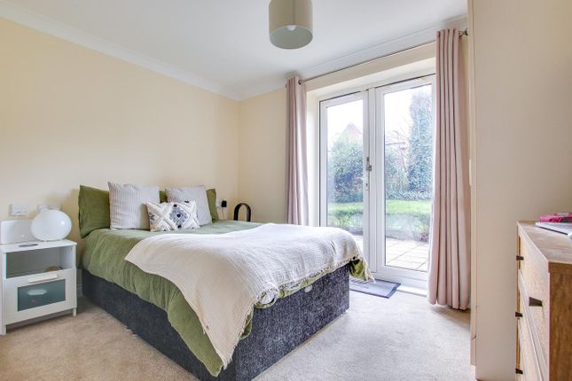 55 Exbury Court, Hillcroft Close, Lymington photo 4