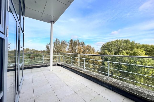 Thumbnail Flat to rent in Edinburgh House, Edinburgh Gate, Harlow