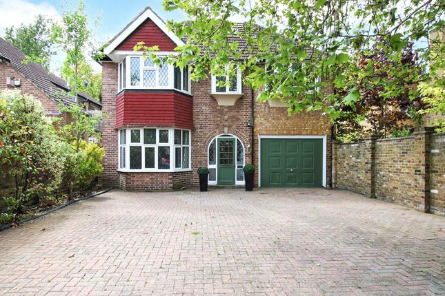 Detached house to rent in Upper Teddington Road, Hampton Wick, Kingston Upon Thames