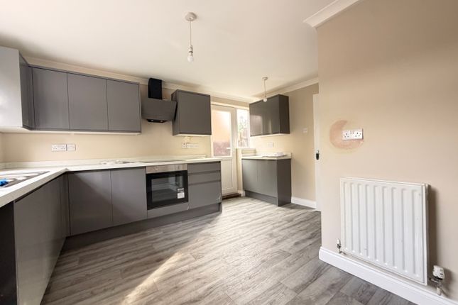 78, Nottingham photo 3