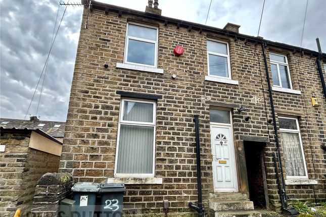 End terrace house to rent in Baker Street, Huddersfield, West Yorkshire