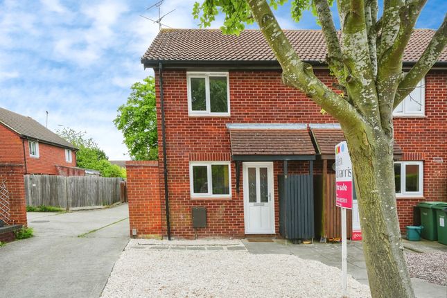 End terrace house for sale in Worcester Drive, Didcot