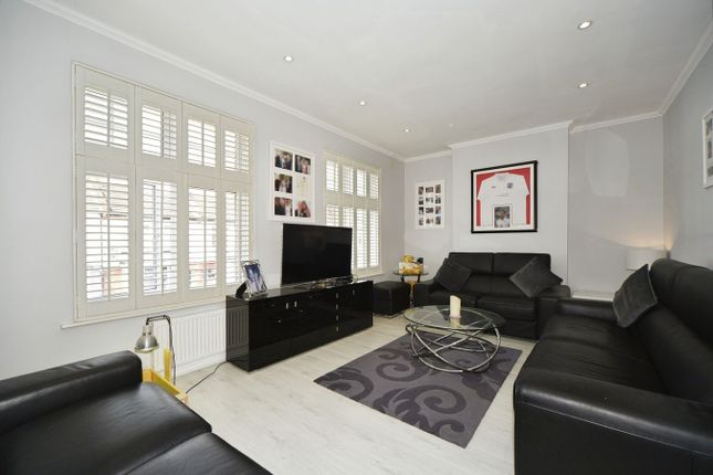 15, Halons Road, London photo 4