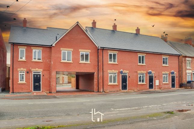 Thumbnail Town house for sale in High Street, Barwell, Leicester