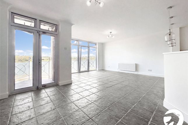 Flat 2, Mayflower House,, Valetta Way, Kent photo 3