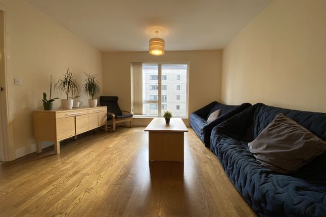 267, Maia House, Celestia, Cardiff photo 4
