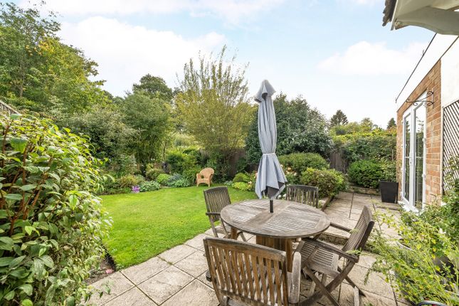 Rose Cottage,, Beacon View Road, Godalming photo 4