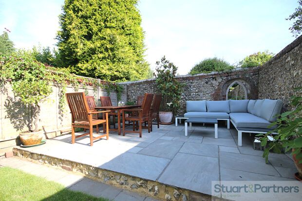 17, Hassocks, Hurstpierpoint photo 4