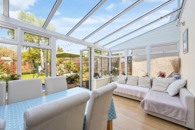 70 The Greenway, Epsom photo 4