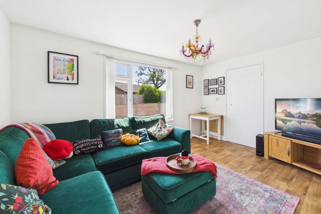 37 Saltburn Road, Nottingham photo 2