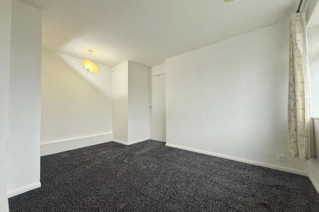 Hurtwood Road, Walton-on-Thames photo 4