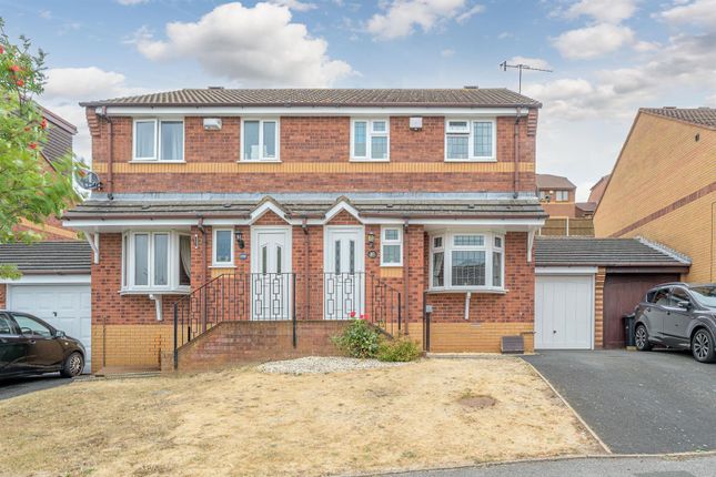 3-bed house on 107, Surrey Drive, Kingswinford, £250,000