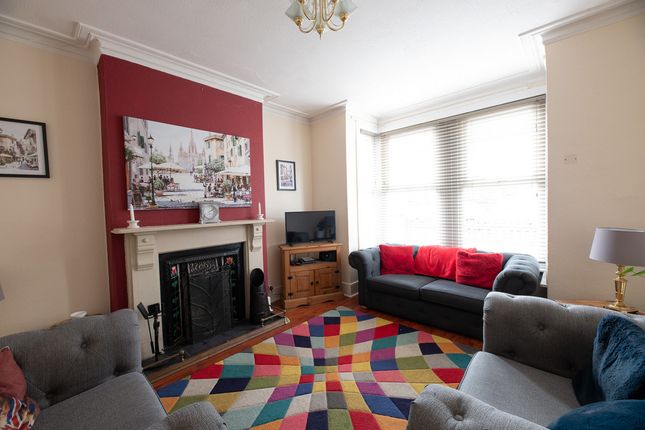58, Cranleigh Drive, Leigh-on-sea photo 3